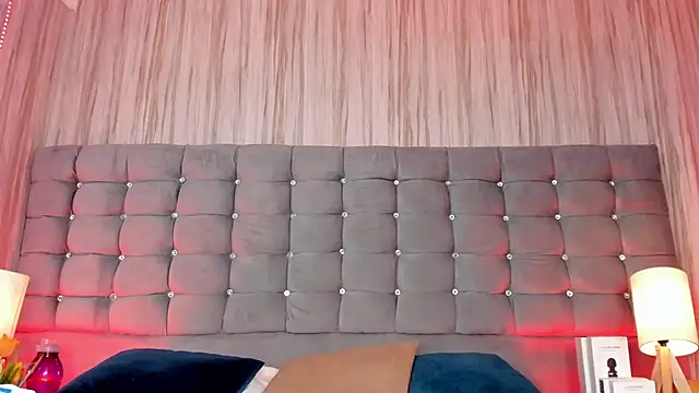 Poacahontasfg online show from 10/20/25, 04:02