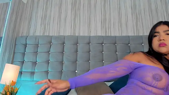 Poacahontasfg online show from 10/27/25, 04:05