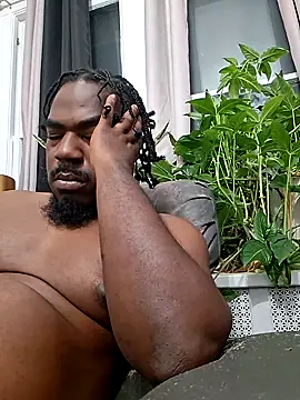 Snapshot of MRHANDSOME3800 chatting on 10/08/25, 05:49 MRHANDSOME3800 online show from 10/08/25, 05:49