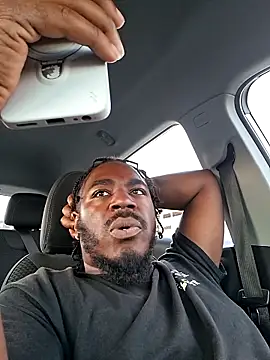 Snapshot of MRHANDSOME3800 chatting on 10/08/25, 10:40 MRHANDSOME3800 online show from 10/08/25, 10:40