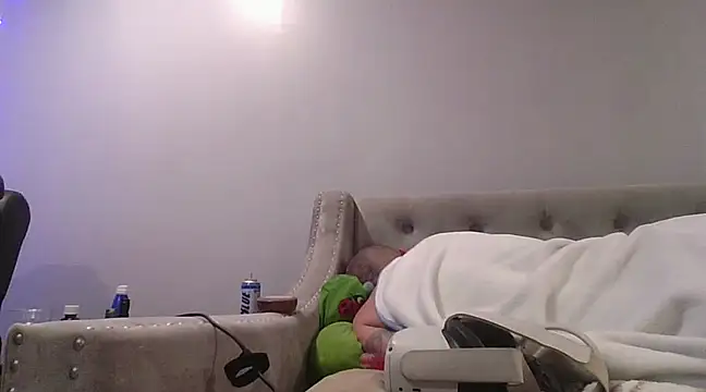 deepinnnnn online show from 02/02/25, 04:43