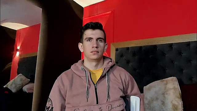 MikaelSlow online show from 11/03/25, 08:32