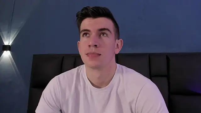 MikaelSlow online show from 11/12/25, 04:13