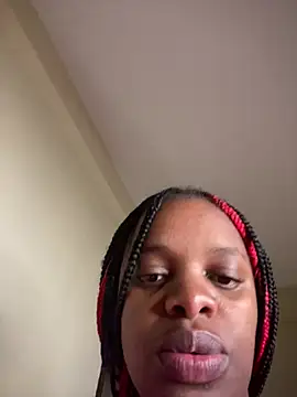 nur lin online show from 12/24/24, 07:49