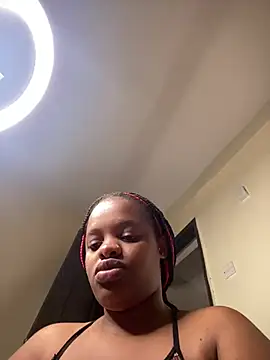 nur lin online show from 12/28/24, 06:49