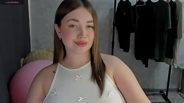 Diana twerk online show from 05/31/26, 12:23