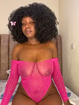 Snapshot of Sugar_plum44 chatting on 12/21/25, 04:41 Sugar plum44 online show from 12/21/25, 04:41