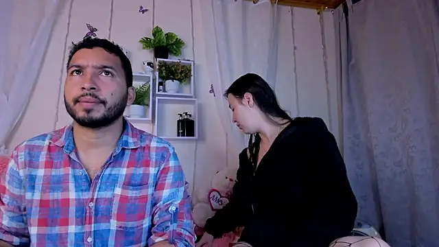 Idara and Edahi01 online show from 01/28/25, 01:08