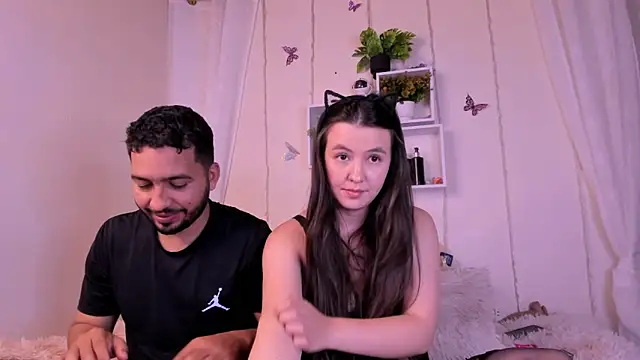 Idara and Edahi01 online show from 02/22/25, 01:44