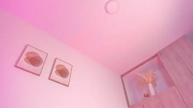 Mia 222 online show from 07/04/26, 11:27