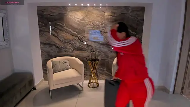 Snapshot of AngelicaVega chatting on 09/21/25, 05:03 AngelicaVega online show from 09/21/25, 05:03