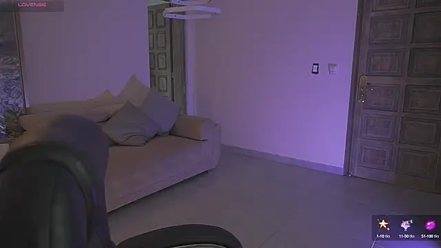 Snapshot of AngelicaVega chatting on 09/30/25, 07:19 AngelicaVega online show from 09/30/25, 07:19