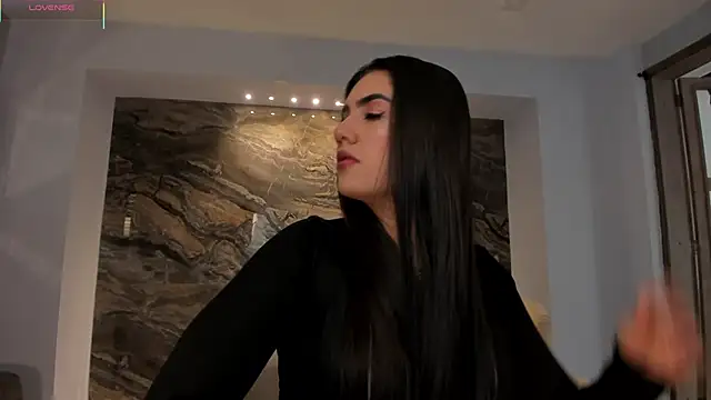 Snapshot of AngelicaVega chatting on 11/06/25, 07:04 AngelicaVega online show from 11/06/25, 07:04