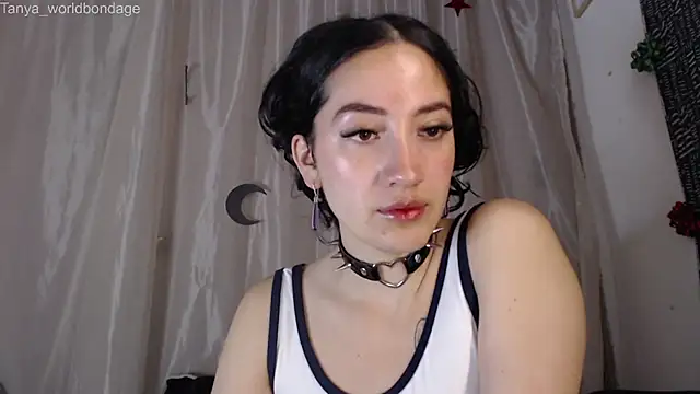Snapshot of Tanya_WorldBondage chatting on 02/03/26, 12:42 Tanya WorldBondage online show from 02/03/26, 12:42