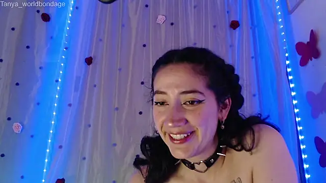 Snapshot of Tanya_WorldBondage chatting on 04/10/26, 11:31 Tanya WorldBondage online show from 04/10/26, 11:31