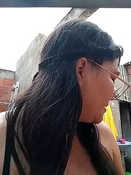 Snapshot of ariana_d20 chatting on 10/16/25, 10:49 ariana d20 online show from 10/16/25, 10:49