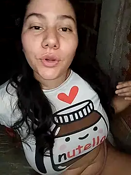 Snapshot of ariana_d20 chatting on 10/20/25, 11:05 ariana d20 online show from 10/20/25, 11:05