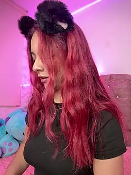 Snapshot of YovngBaby chatting on 10/24/25, 04:53 YovngBaby online show from 10/24/25, 04:53