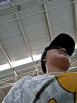 Snapshot of Liancy chatting on 09/12/25, 06:08 Liancy online show from 09/12/25, 06:08