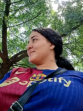 Snapshot of Liancy chatting on 10/04/25, 06:28 Liancy online show from 10/04/25, 06:28