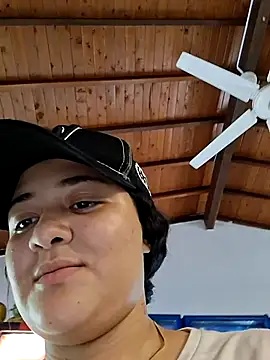 Snapshot of Liancy chatting on 10/07/25, 09:01 Liancy online show from 10/07/25, 09:01