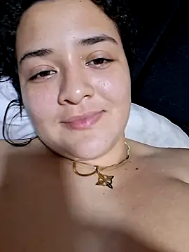 Snapshot of Liancy chatting on 10/22/25, 10:53 Liancy online show from 10/22/25, 10:53