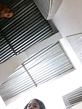 Snapshot of Liancy chatting on 10/29/25, 03:09 Liancy online show from 10/29/25, 03:09