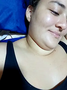 Snapshot of Liancy chatting on 11/09/25, 04:49 Liancy online show from 11/09/25, 04:49