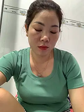 Baby-bigtits online show from 02/08/25, 04:25