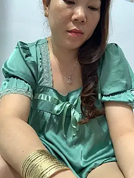 Baby-bigtits online show from 02/18/25, 01:00