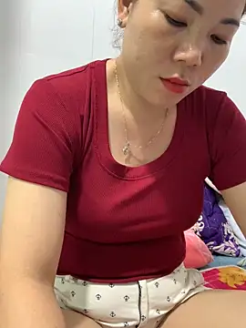 Baby-bigtits online show from 03/05/25, 06:33