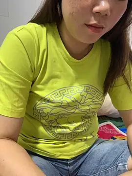 Baby-bigtits online show from 10/16/25, 02:07