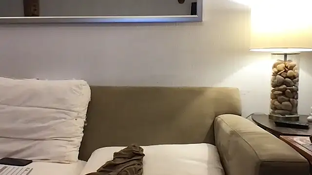 Snapshot of Rock_Pierce chatting on 09/14/25, 11:26 Rock Pierce online show from 09/14/25, 11:26