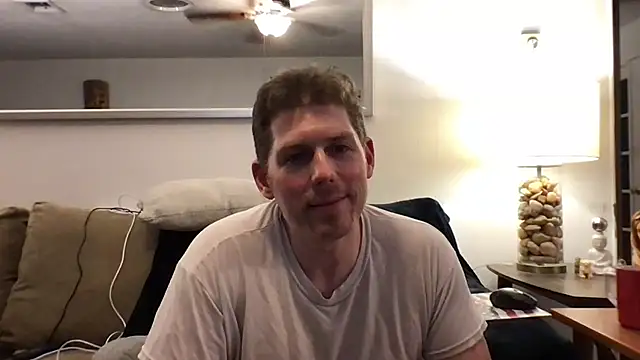 Snapshot of Rock_Pierce chatting on 10/08/25, 03:59 Rock Pierce online show from 10/08/25, 03:59