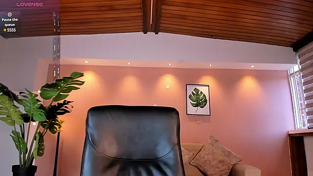IsabellaaJoness online show from 01/30/25, 12:06