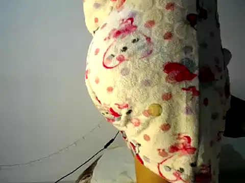 paty suarez online show from 12/04/24, 02:20