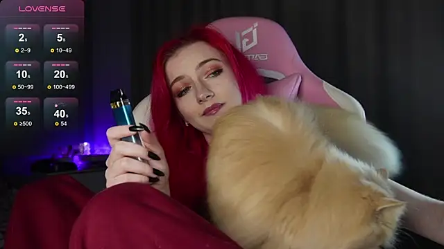 Snapshot of joyhannahh chatting on 11/08/25, 02:28 joyhannahh online show from 11/08/25, 02:28