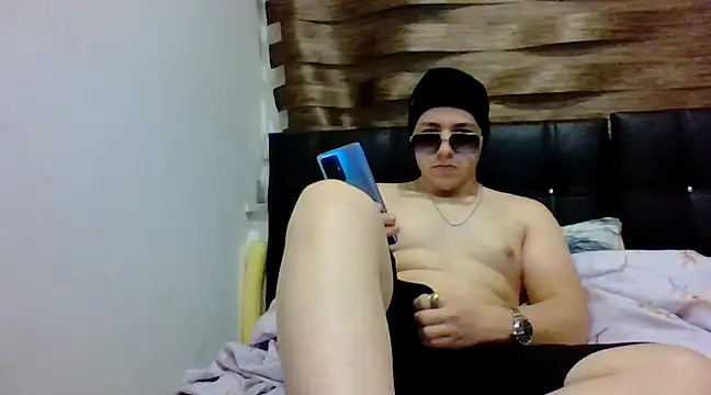 Snapshot of Seksihacker chatting on 12/03/24, 11:24 Seksihacker online show from 12/03/24, 11:24