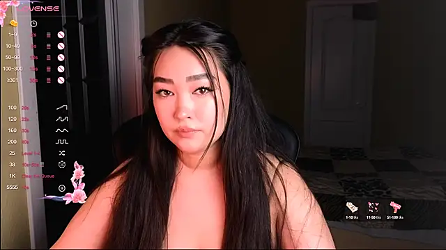 Snapshot of Erica_Wayne chatting on 01/19/25, 11:23 Erica Wayne online show from 01/19/25, 11:23