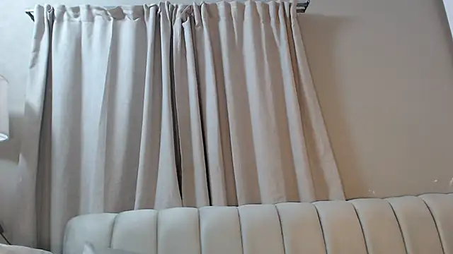 Snapshot of naughtyblackdolie chatting on 12/18/24, 01:26 naughtyblackdolie online show from 12/18/24, 01:26