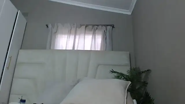 Snapshot of naughtyblackdolie chatting on 03/15/25, 07:20 naughtyblackdolie online show from 03/15/25, 07:20