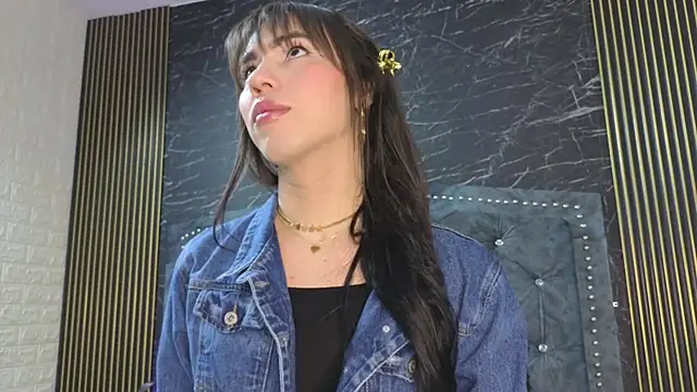 Snapshot of diosagolden chatting on 11/28/25, 08:44 diosagolden online show from 11/28/25, 08:44