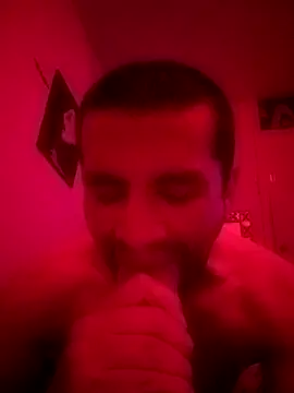 Snapshot of tlust69@xh chatting on 05/22/26, 04:52 tlust69xh online show from 05/22/26, 04:52