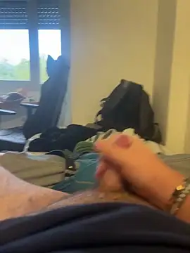 Snapshot of aquarium2345 chatting on 09/24/25, 04:54 aquarium2345 online show from 09/24/25, 04:54