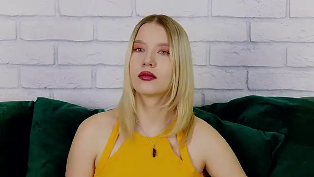 LiliLinn online show from 01/21/25, 04:32