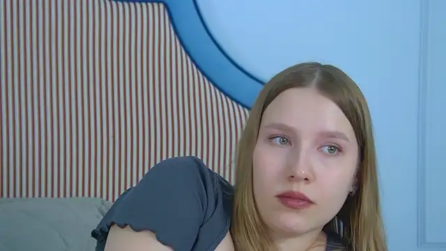 LiliLinn online show from 08/03/26, 09:04