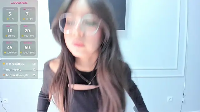 Miwa Kasumi online show from 03/07/25, 06:43