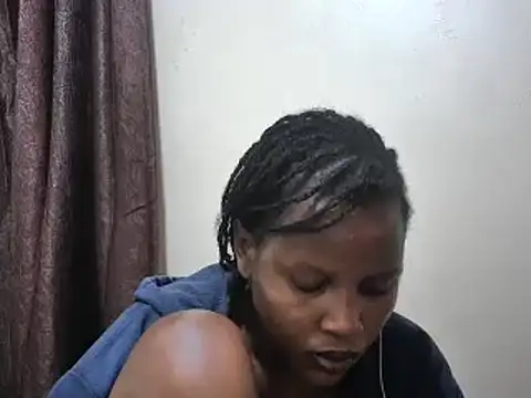 Snapshot of afrikaqueen chatting on 02/04/25, 01:27 afrikaqueen online show from 02/04/25, 01:27