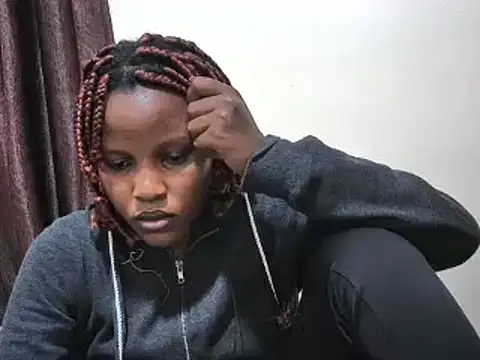 Snapshot of afrikaqueen chatting on 03/14/25, 06:39 afrikaqueen online show from 03/14/25, 06:39