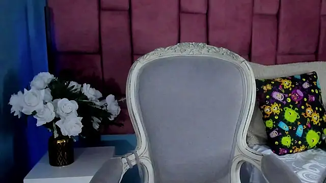 NinaInk online show from 01/25/25, 12:05
